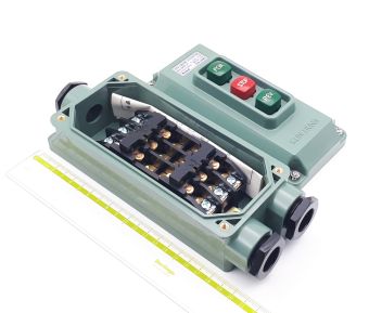 KH-3063 30/20A 220/380V 3P 3NO+3NO Koino пост кнопочный водозащищенный