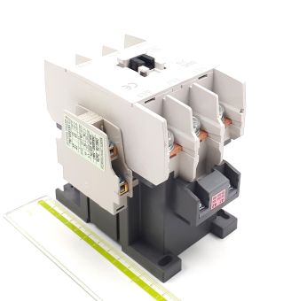 DMC75 75A 220-240VAC 37kW 380-440V 3P 2NO+2NC Dong-A контактор