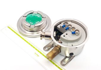 KH50 6kgf/cm2 4-20mA 24VDC G1/2R Nagano датчик реле давления KH50 6kgf/cm2 4-20mA 24VDC G1/2R Nagano датчик реле давления