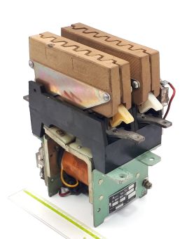 SU-020 40A 220VDC 600V 2P(2NO) 2NО+2NC Apena контактор