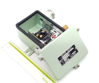 SNS-C130WK1 0,5-3MPa diff 0,3-1,0MPa G1/4R Saginomiya датчик реле давления