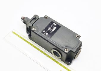 ВП19М-21А-421-67-У1.6 2NO+2NC (шток с продольным роликом нажимной) выключатель концевой