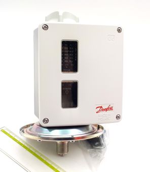 RT113 017-519666 0-30KPa G3/8R Danfoss датчик реле давления  