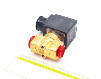 E121K63 G2520B G1/4Rc 8W 220-230VAC 50Hz NC Parker клапан электромагнитный