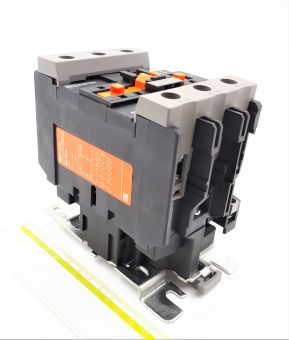 КМН-49512 95A 400VAC 45kW 400V 3P 1NO+1NC контактор