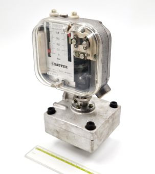DFDC7B14 F001 -0,4-0bar 380V G1/8Rс Sauter датчик реле давления
