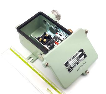 SNS-C130W 5-30kgf/cm2 diff 3-10kgf/cm2 G1/4R Saginomiya датчик реле давления