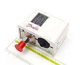 KP5 060-117166 8-32bar diff 1,8-6,0bar G1/4R Danfoss датчик реле давления  