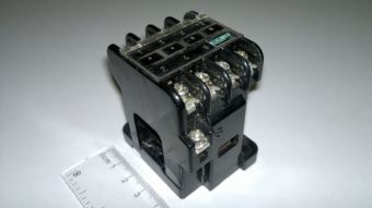 SRC3631-02 17A 110VAC 440V 4NO Fuji Electric контактор 