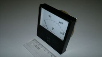 М42300 0-300V вольтметр