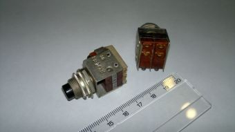 ПКН4-1В 2A 250V кнопка малогабаритная