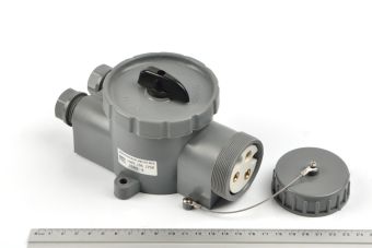 JSN2-4 2P+E 10A 250V IP56 АМЭО розетка судовая с выключателем