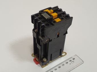 CA2-DN2229 10A 24VDC 660VAC 2NO+2NC Telemecanique контактор