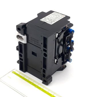 DMH10 10A 220VAC 4kW 380-440V 2х3P 2NО+2NC Dong-A контактор реверсивный