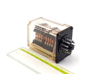 MYA-LB2 24VDC 2x4NO+4NC реле промежуточное