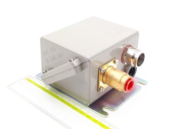 KPS35 060-310866 0-8bar diff.0,4bar G1/4Rc Danfoss датчик реле давления