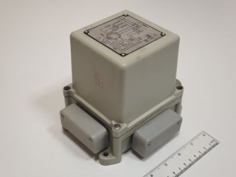 Р1818.1 380V 400/5А устройство добавочное ваттметр