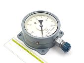 МТПСд-100 ОМ2 0-100kg/cm2 M20x1,5R Ф Манотомь манометр судовой