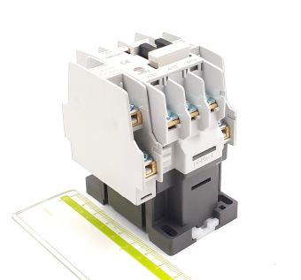DMC18b 18A 220-240VAC 7,5kW 380-440V 3P 2NO+2NC Dong-A контактор
