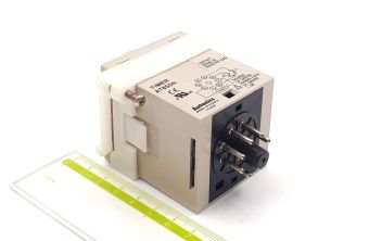 AT8SDN 0,5-100s 100-240VAC/24-240VDC 50/60Hz Autonics реле времени