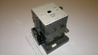 3TB5017-0A 160A 380VAC 55kW 380-440V 3P 4NО+4NC Siemens контактор