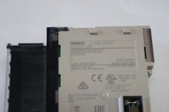 PLC CJ1W-OD211 Output Module Omron