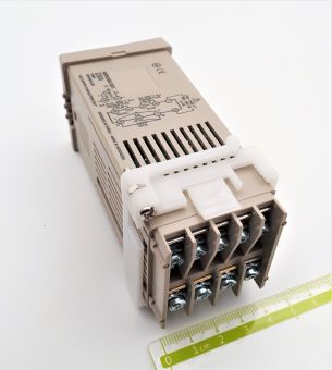 DX4_PMSNR Pt100 -199+640°С 100-240VAC 50/60Hz контроллер температурный 